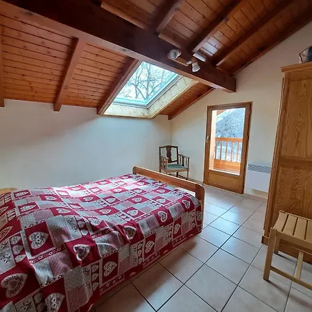 L'aurore Apartment *