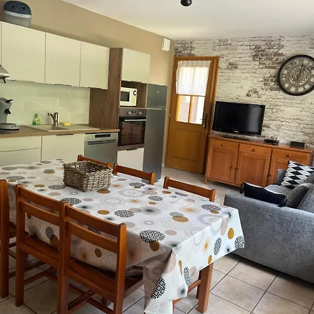 L'aurore Apartment *